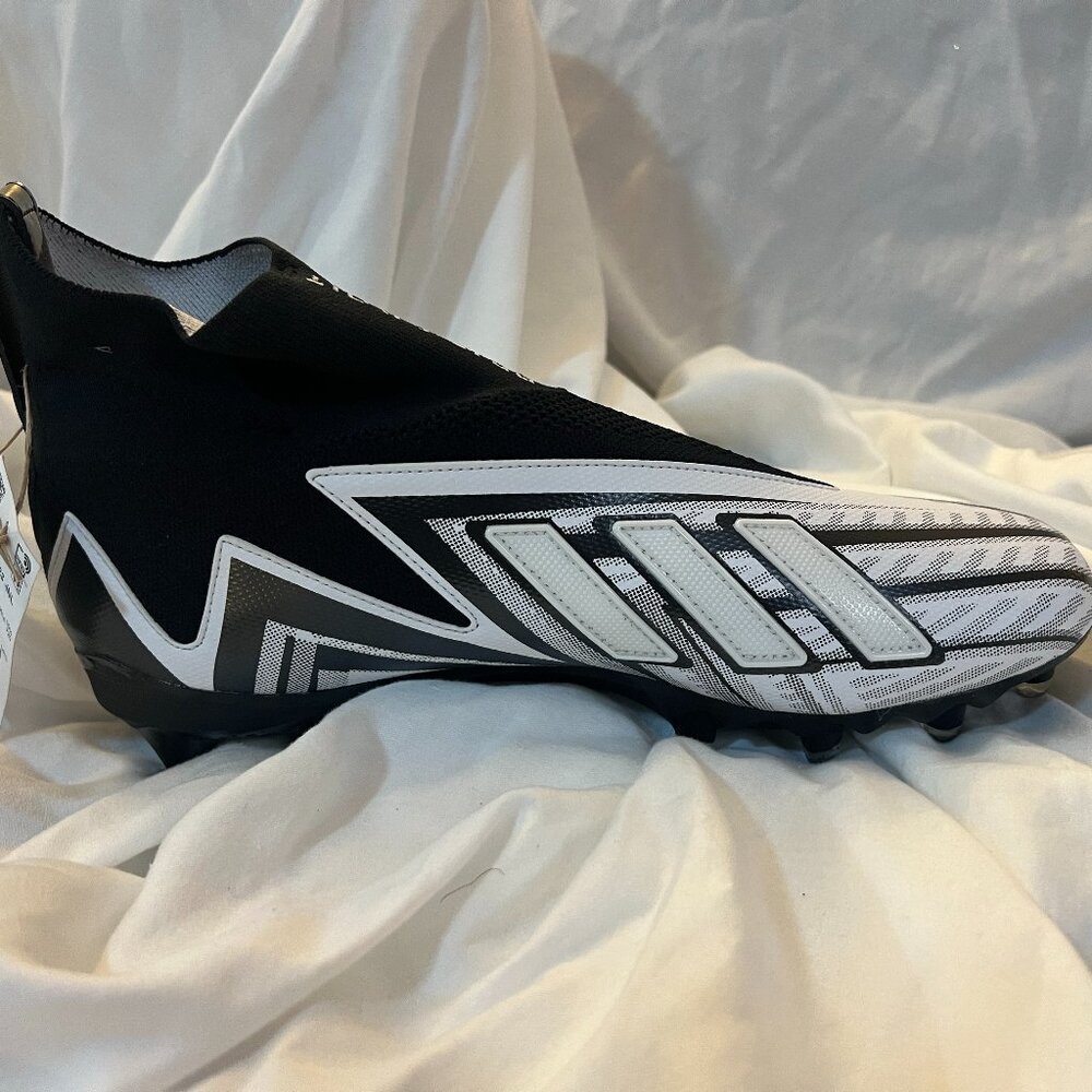 🆕  Adidas Freak Ultra 23 Inline Football Cleats - Size 11 - Black & White